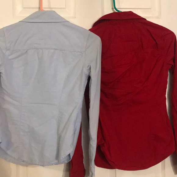 ⭐️3 for 10 ⭐️ 2 Preloved Button Down Shirts - Picture 7 of 8